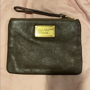 Like new Marc by Marc Jacobs wristlet